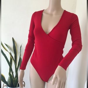 ✨NEW✨ Women's Long-Sleeve Wrap Bodysuit in Red✨